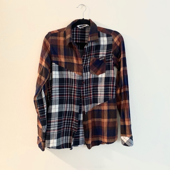 🧡3for$20🧡Nikita Plaid shirt - Picture 1 of 4